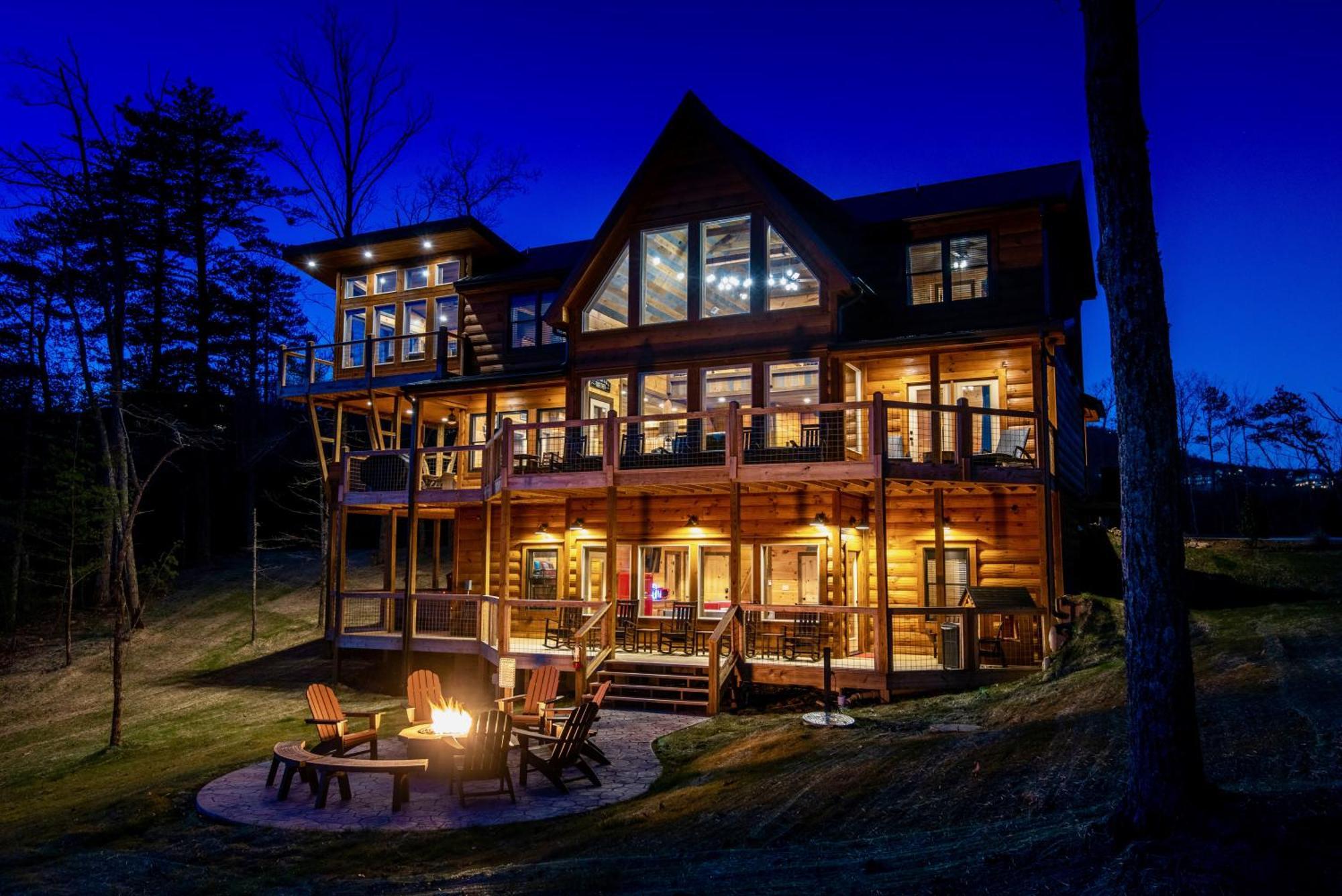 Treetop Treasure Sevierville Exterior photo