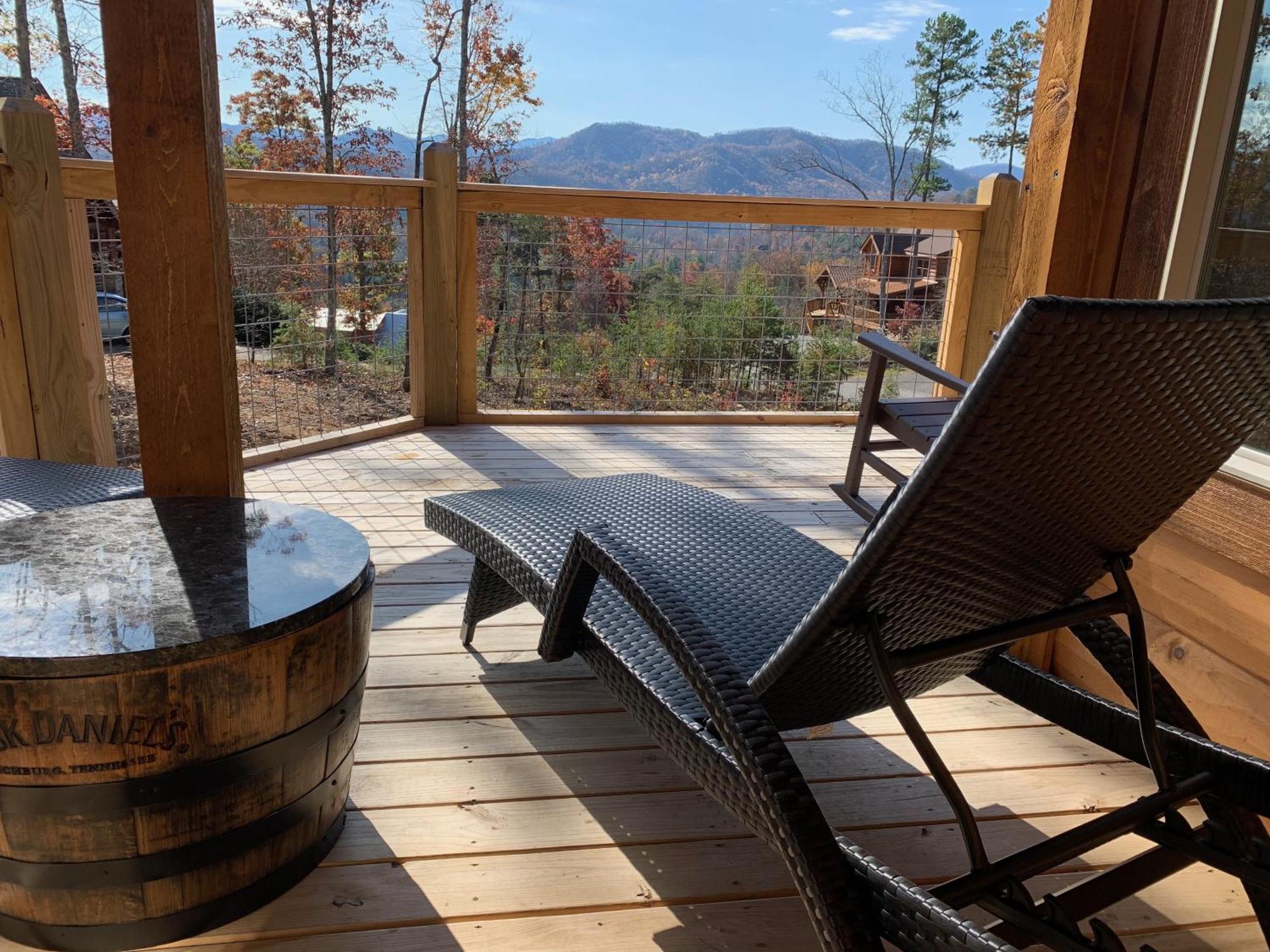 Treetop Treasure Sevierville Exterior photo