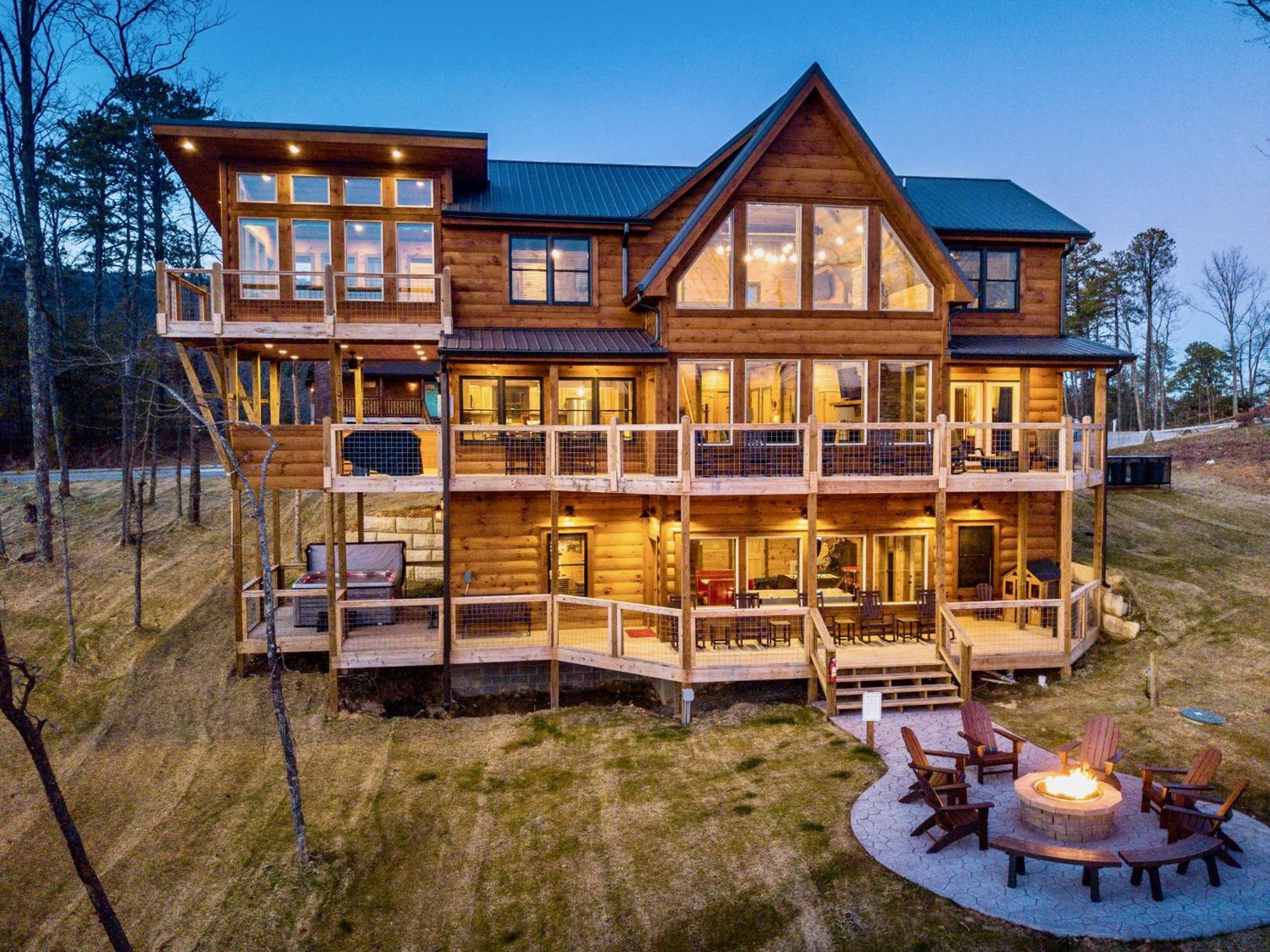 Treetop Treasure Sevierville Exterior photo